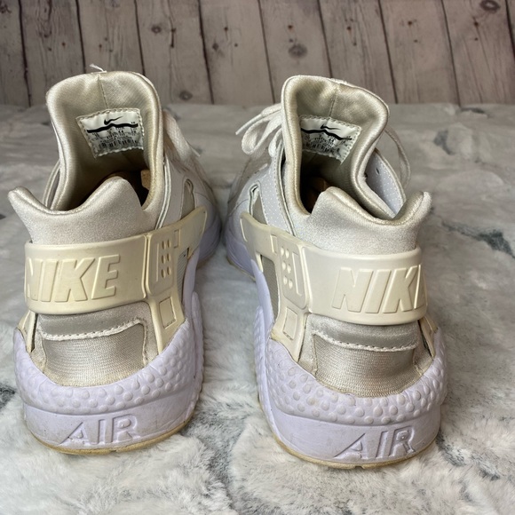 Air Huarache by Nike white and cream womens size 10 - Picture 5 of 12